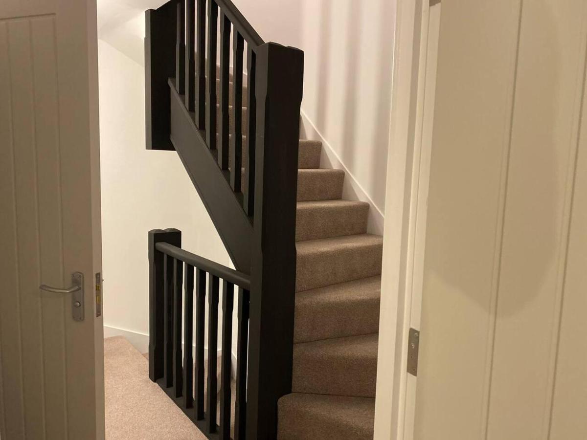 Beautiful 4-Bed House In Lincoln- Close To Centre Exterior foto
